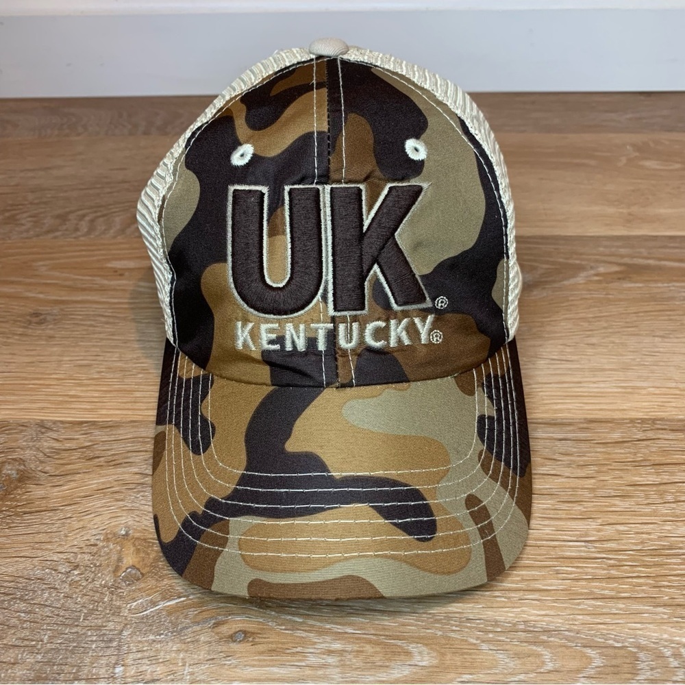 University of Kentucky Wildcats Brown Tan Camo Snapback Trucker Hat